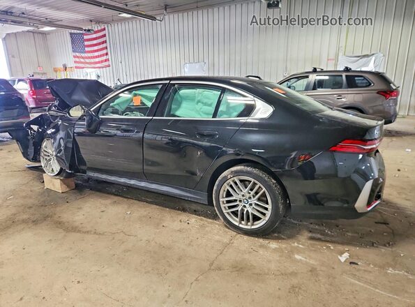 WBA63FJ05RCS51009 2024 BMW 5 SERIES Black უკანა მარცხენა