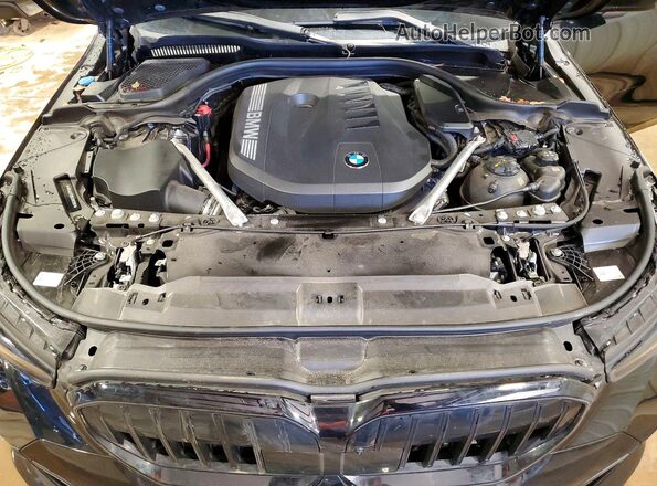 WBA63FJ05SCU12898 2025 BMW 5 SERIES Black Widok wnętrza z tyłu