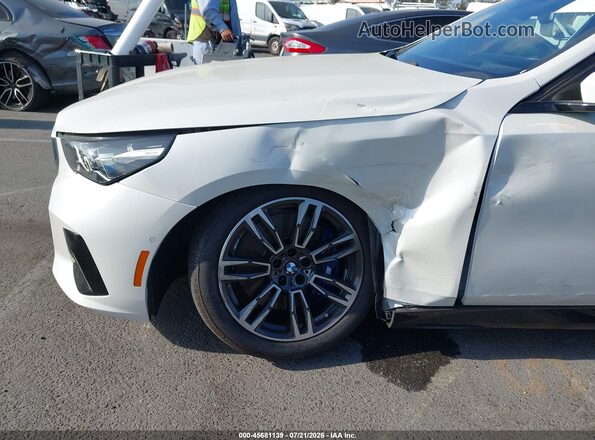 WBA63FJ05VCX81281 2027 BMW 5 SERIES White Դիմացի տեսք