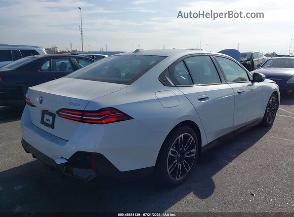 WBA63FJ05VCX81281 2027 BMW 5 SERIES White Հետևի աջ