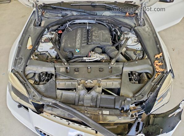 WBA6H1C55GD932985 2016 BMW 6 SERIES White უკანა სალონის ხედი