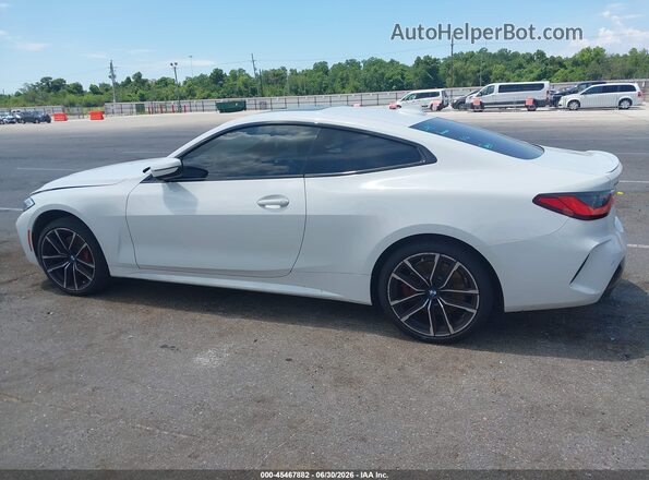 WBA73AP05NCJ73906 2022 BMW 4 SERIES Black 360 interior view