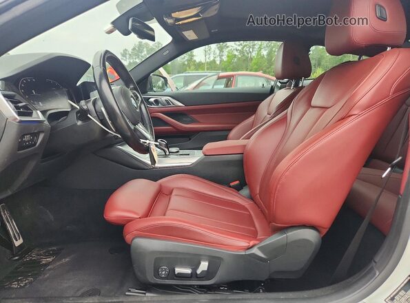 WBA73AP07NCJ80551 2022 BMW 4 SERIES White Front interior view
