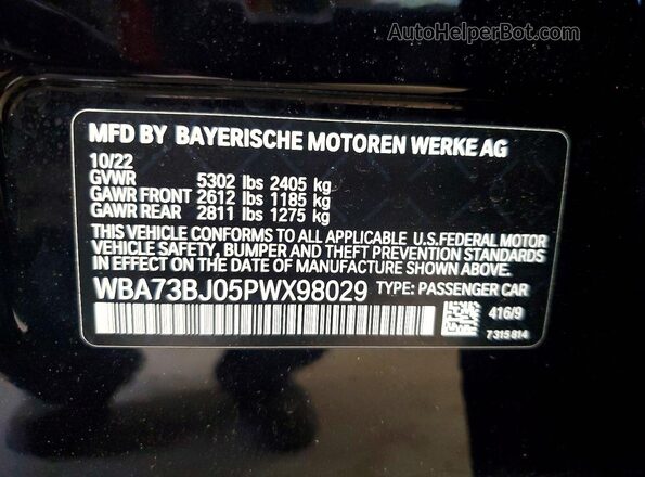 WBA73BJ05PWX98029 2023 BMW 5 SERIES Blue Vista del compartimento del motor