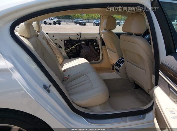 WBA7E2C50HG740411 2017 BMW 7 SERIES White VIN კოდის სტიკერის ხედი