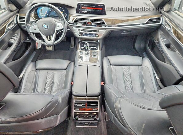 WBA7E4C59JGV28091 2018 BMW 7 SERIES Silver Vista del salpicadero