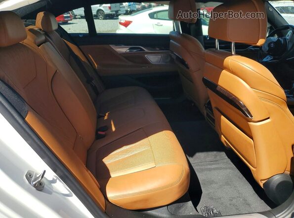 WBA7F0C50JGM23932 2018 BMW 7 SERIES White Вид задніх сидінь
