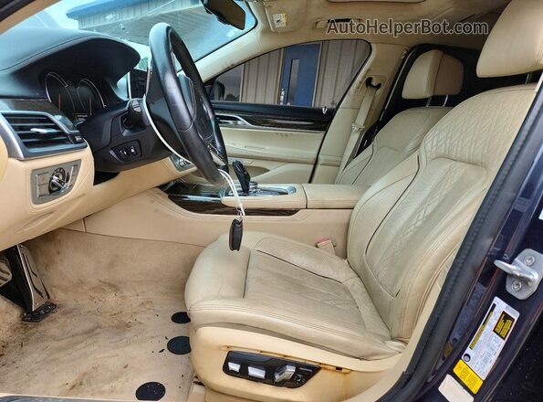 WBA7F0C51GGL99651 2016 BMW 7 SERIES Blue Front interior view
