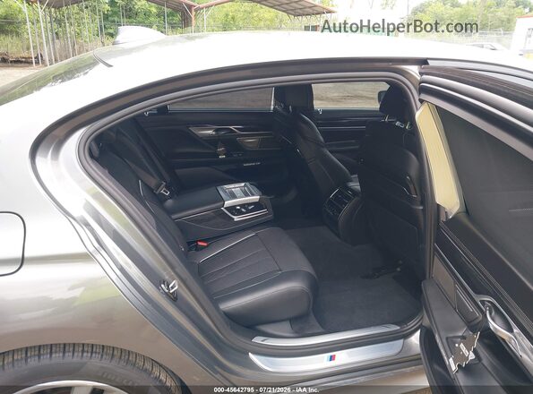 WBA7F2C50HG421605 2017 BMW ALPINA Gray Vista de la etiqueta del VIN