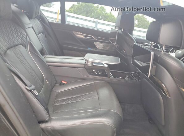 WBA7F2C52GG418655 2016 BMW 7 SERIES Silver უკანა სავარძლების ხედი