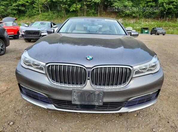 WBA7F2C56HG422399 2017 BMW 7 SERIES Gray Vista frontal