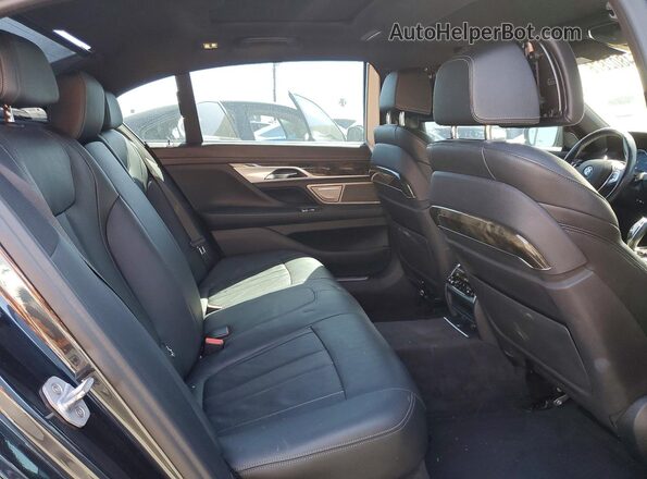 WBA7J2C5XJG938446 2018 BMW 7 SERIES Gray Հետևի նստատեղերի տեսք