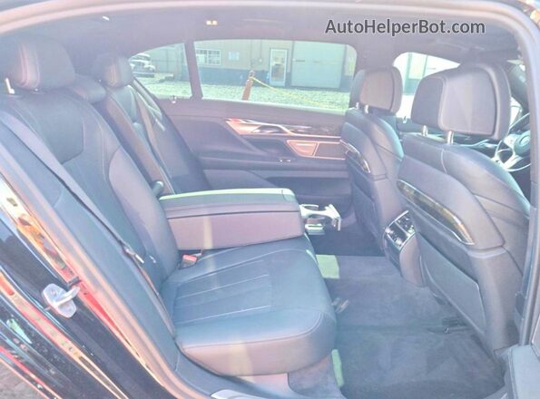 WBA7T4C06LGF97157 2020 BMW 7 SERIES Black უკანა სავარძლების ხედი