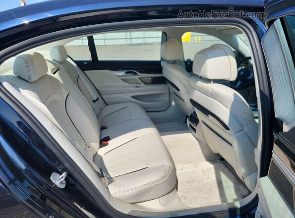 WBA7U2C00MCE62993 2021 BMW 7 SERIES Black Հետևի նստատեղերի տեսք
