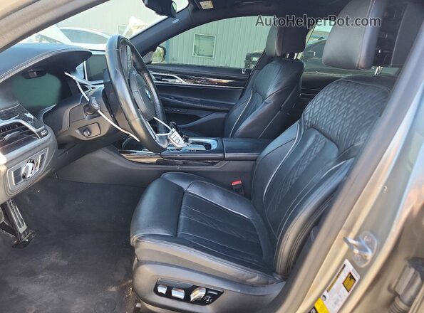 WBA7U2C08LGJ59870 2020 BMW 7 SERIES Silver Vista interior delantera