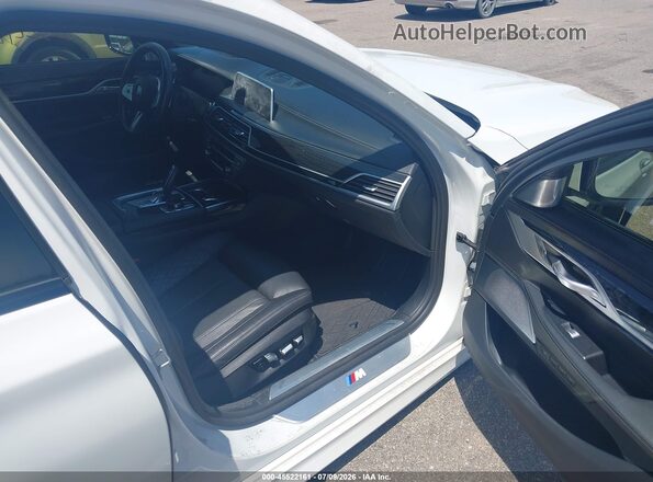 WBA7U2C0XLBM61948 2020 BMW 7 SERIES White Widok wnętrza z przodu
