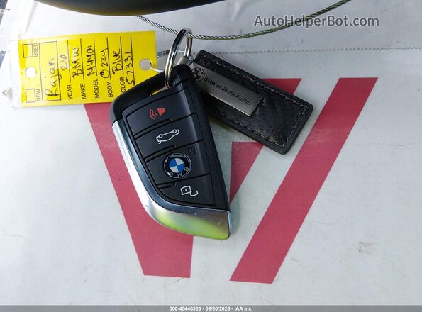 WBA83DA03TCV33654 2026 BMW M4 Blue Вид панелі приладів