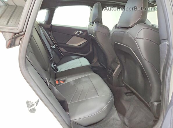 WBA83GG04T7U54608 2026 BMW 2 SERIES Белый Вид задних сидений