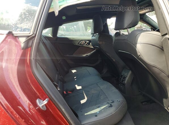 WBA83GG04T7U77404 2026 BMW 2 SERIES Red Vista de los asientos traseros