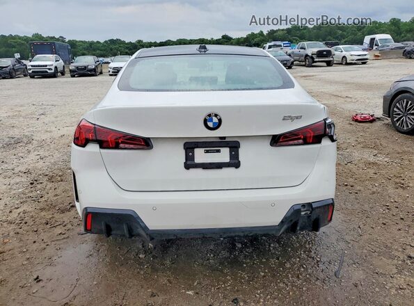 WBA83GG09T7U09499 2026 BMW 2 SERIES White Widok z tyłu