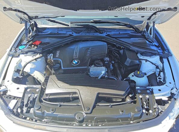 WBA8A3C51JA488618 2018 BMW 3 SERIES White Vista interior trasera