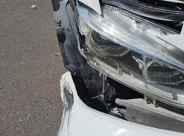 WBA8A3C51JA488618 2018 BMW 3 SERIES White 