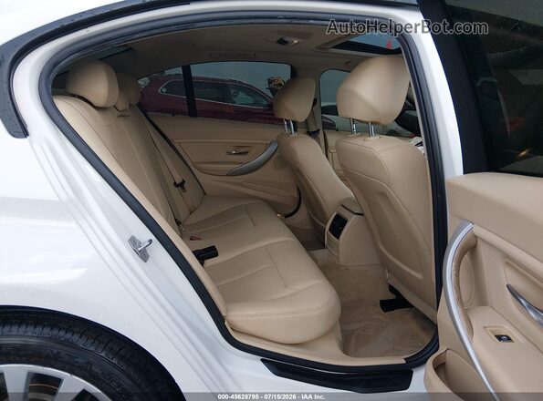 WBA8A3C55GK688713 2016 BMW 3 SERIES White Вид наклейки з VIN-кодом