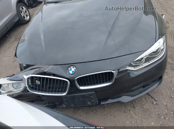 WBA8A3C56JA494754 2018 BMW 3 SERIES Black Instrument cluster view