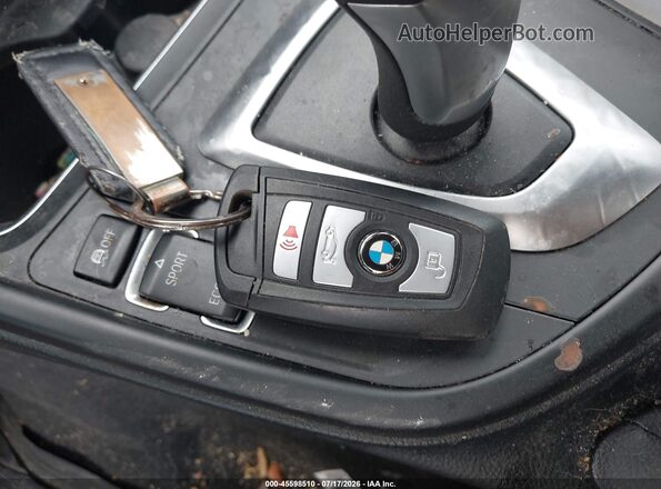WBA8A3C56JA494754 2018 BMW 3 SERIES Black Dashboard view