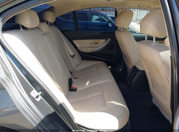 WBA8A9C51JAH12833 2018 BMW 3 SERIES Gray VIN კოდის სტიკერის ხედი