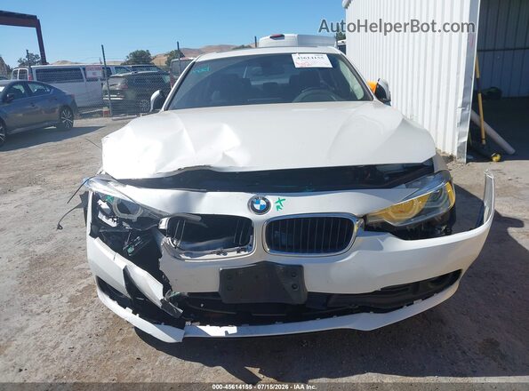 WBA8A9C56JAD27803 2018 BMW 3 SERIES White Դիմացի տեսք