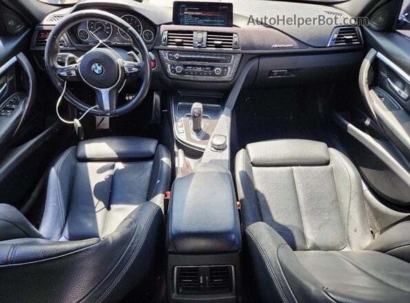 WBA8B3G3XHNU36042 2017 BMW 3 SERIES Black Dashboard view