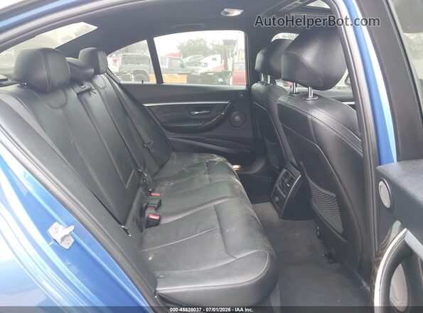 WBA8B3G59GNT92809 2016 BMW 3 SERIES Blue Widok naklejki z numerem VIN