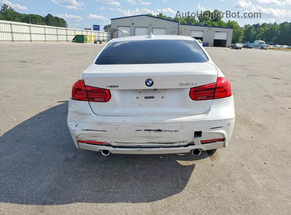WBA8B7G50JNU95454 2018 BMW 3 SERIES Белый Вид сзади