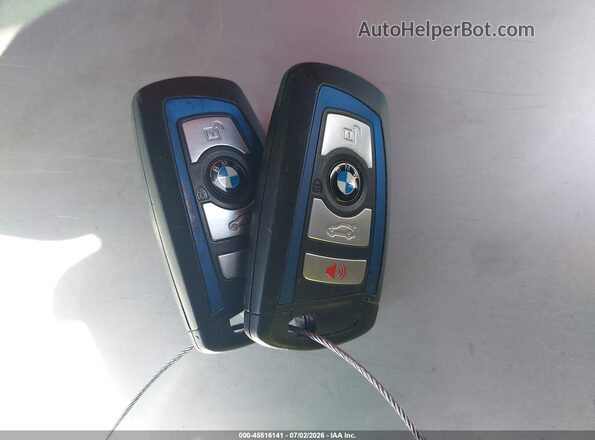 WBA8B7G53GNT95244 2016 BMW 3 SERIES Silver Vista del salpicadero