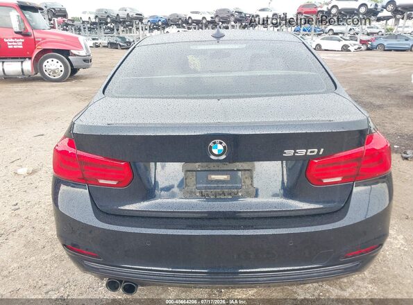 WBA8B9C38HK885844 2017 BMW 3 SERIES Blue 