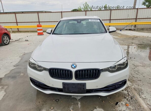 WBA8B9C56JEE81773 2018 BMW 3 SERIES White Front view