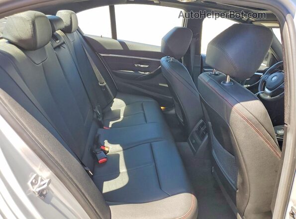 WBA8B9C57JEE82186 2018 BMW 3 SERIES Серебряный Вид задних сидений