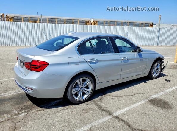 WBA8B9C57JEE82186 2018 BMW 3 SERIES Серебряный Задняя правая четверть
