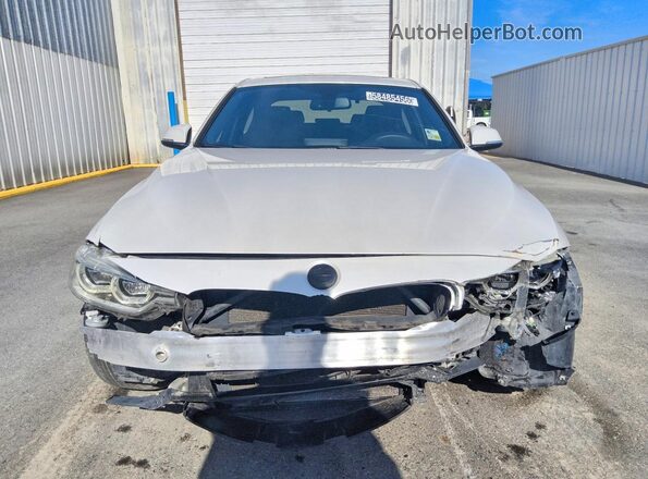 WBA8B9G32HNU56269 2017 BMW 3 SERIES Белый Вид спереди