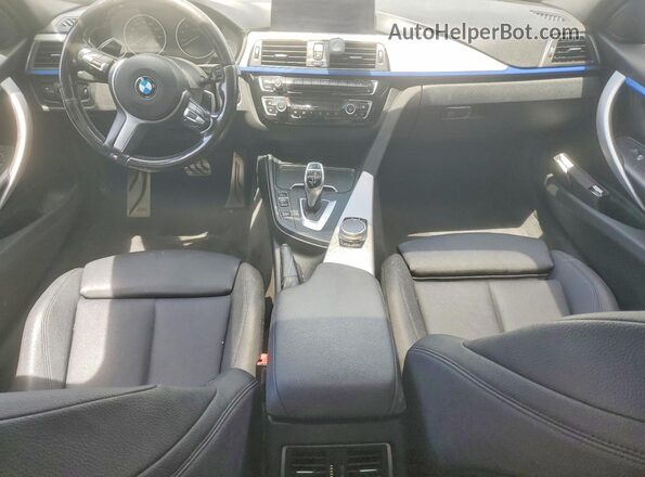 WBA8B9G32HNU56823 2017 BMW 3 SERIES Silver Widok deski rozdzielczej