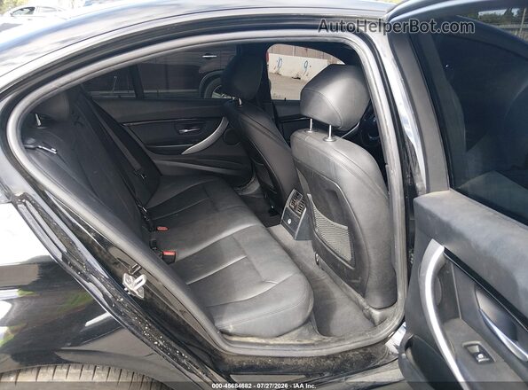 WBA8B9G53HNU49574 2017 BMW 3 SERIES Black VIN კოდის სტიკერის ხედი