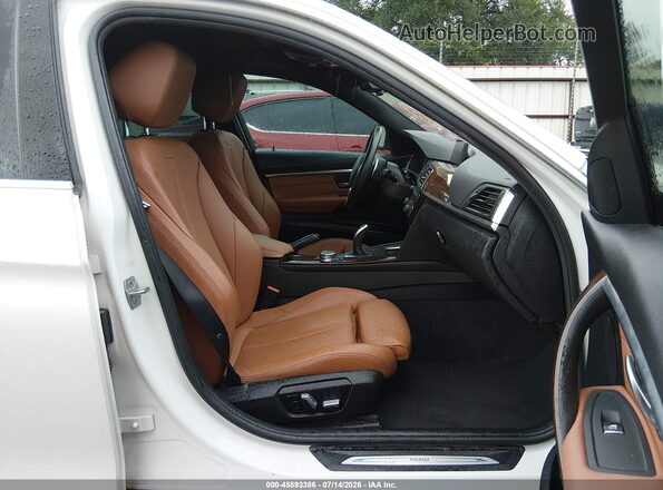 WBA8B9G57HNU09479 2017 BMW 3 SERIES Белый Вид салона спереди