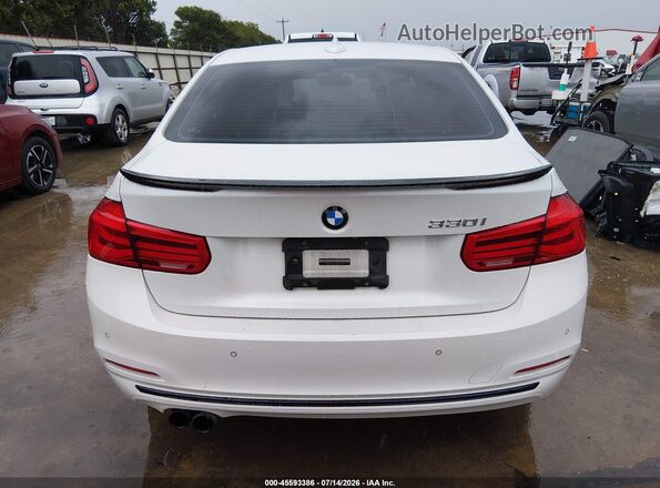 WBA8B9G57HNU09479 2017 BMW 3 SERIES Белый 
