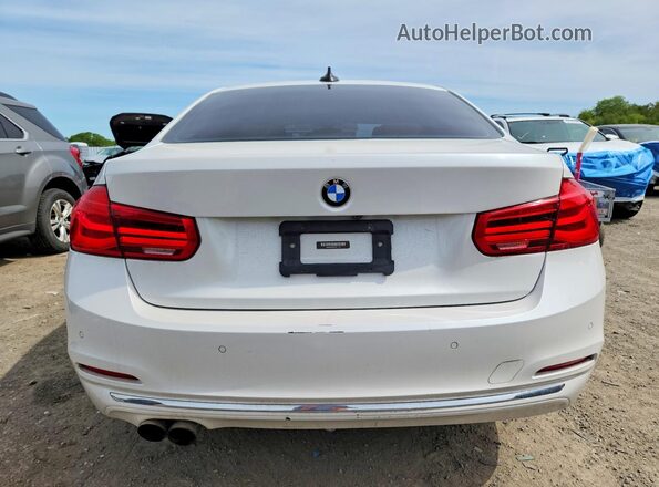 WBA8D9C3XHA011155 2017 BMW 3 SERIES White Հետևի տեսք