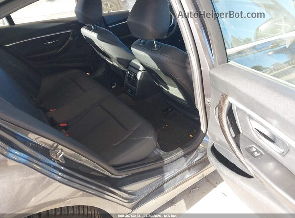 WBA8D9C55HK678307 2017 BMW 3 SERIES Gray VIN կոդի պիտակի տեսք