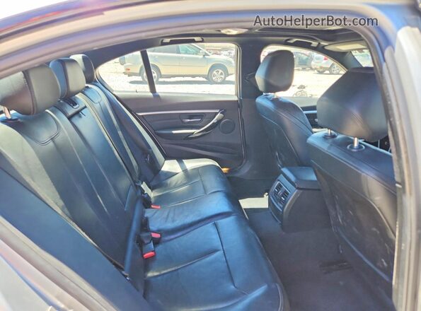 WBA8D9C5XJA013348 2018 BMW 3 SERIES Silver Հետևի նստատեղերի տեսք