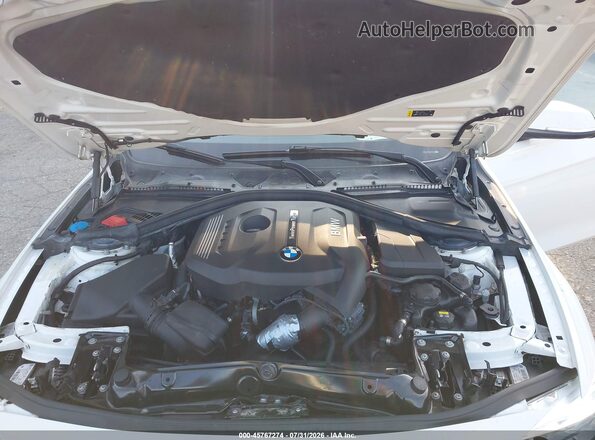 WBA8D9C5XJA615246 2018 BMW 3 SERIES White უკანა ხედი