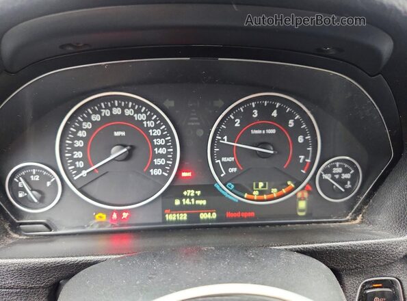 WBA8D9C5XJEM34527 2018 BMW 3 SERIES Black Вид щитка приладів
