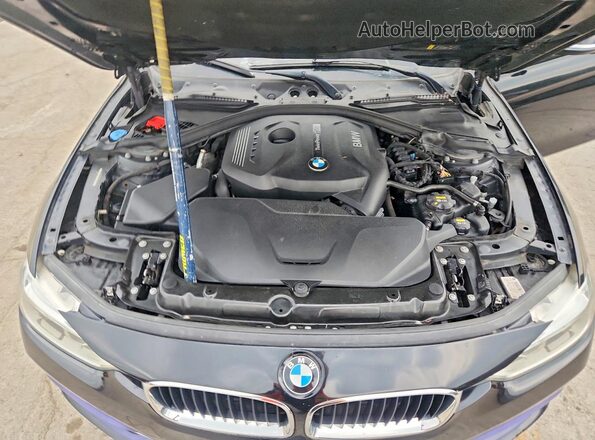 WBA8D9C5XJEM34527 2018 BMW 3 SERIES Black Вид задньої частини салону